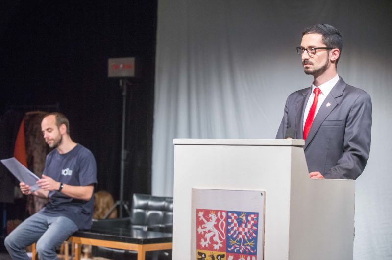 Petr Michálek (vlevo) a Marek Příkazký, Ovčáček čtveráček.