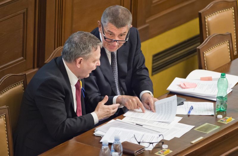 Lubomír Zaorálek (vlevo) a Andrej Babiš.