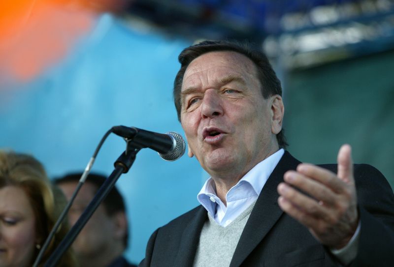 Bývalý německý kancléř Gerhard Schröder (archivní snímek).