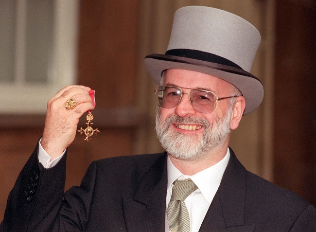 Spisovatel Terry Pratchett.