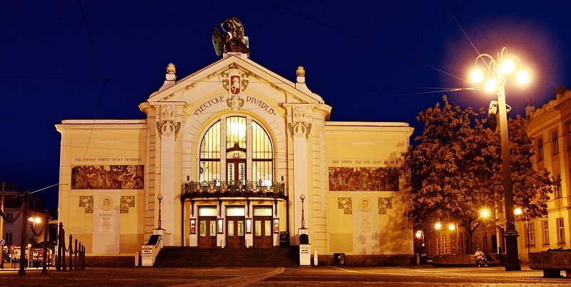 Východočeské divadlo Pardubice.