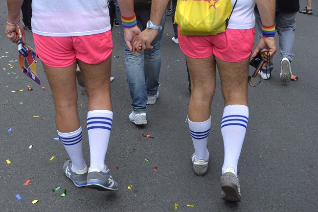Homosexuálové jsou v Německu placeni hůře než heterosexuální muži (ilustrační foto).
