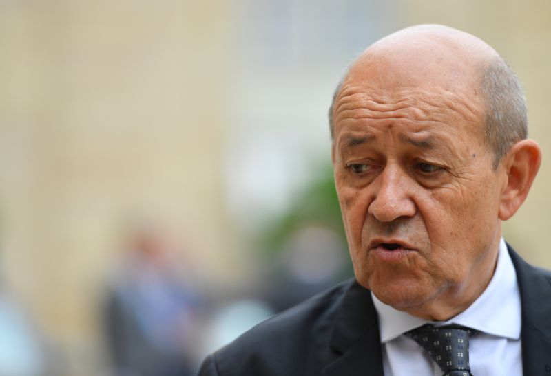 Francouzský ministr zahraničí Jean-Yves Le Drian.