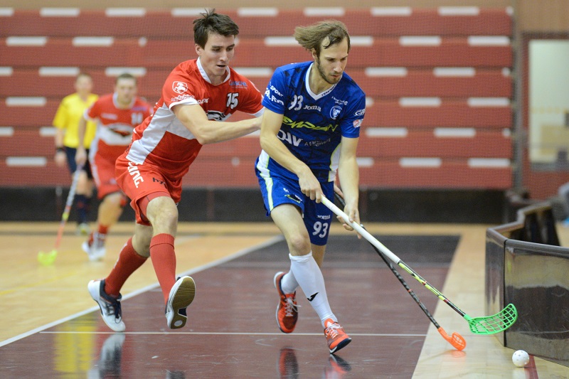Začala česká florbalová liga. Začala česká florbalová liga.