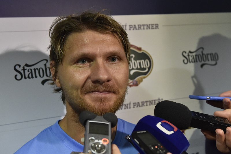 Hokejista brněnské Komety Martin Erat na tiskové konferenci před zahájením hokejové sezony.