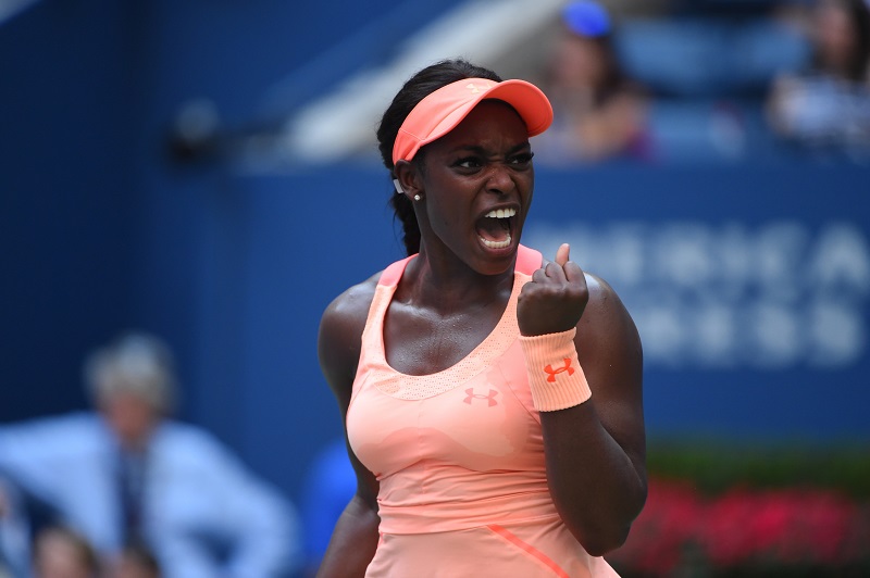Americká tenistka Sloan Stephensová se raduje z postupu do semifinále US Open.