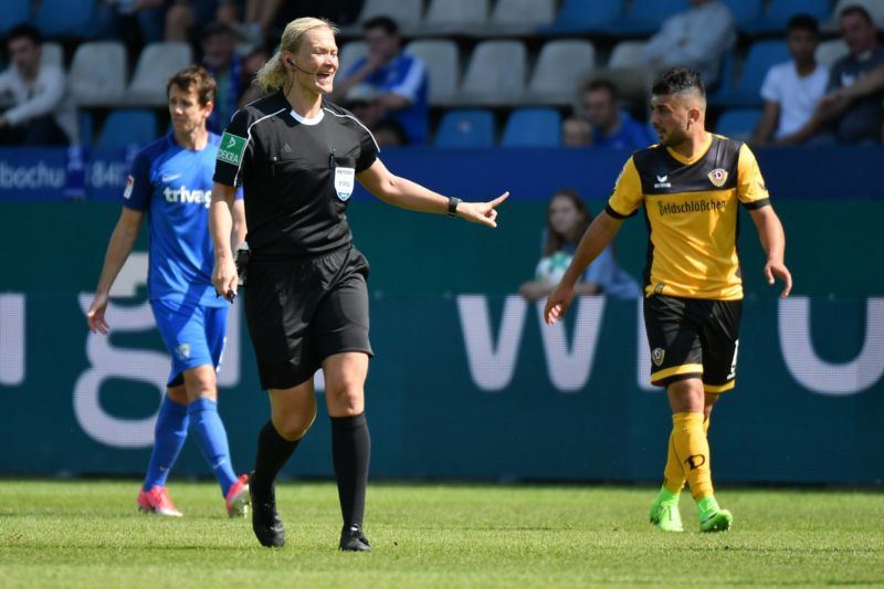 Bibiana Steinhauserová bude jako první žena v historii řídit utkání Bundesligy.