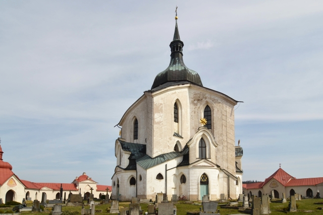 Poutní kostel svatého Jana Nepomuckého na Zelené hoře ve Žďáru nad Sázavou. Poutní kostel svatého Jana Nepomuckého na Zelené hoře ve Žďáru nad Sázavou.