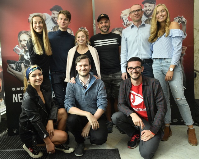 Sonda do života teenagerů. 