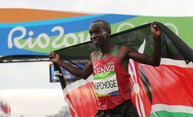 Olympijský vítěz Eliud Kipchoge se chystá pokořit světový rekord.