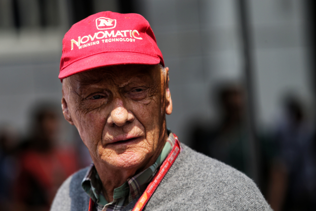 Bývalý mistr světa závodů formule 1 Niki Lauda. Bývalý mistr světa závodů formule 1 Niki Lauda.