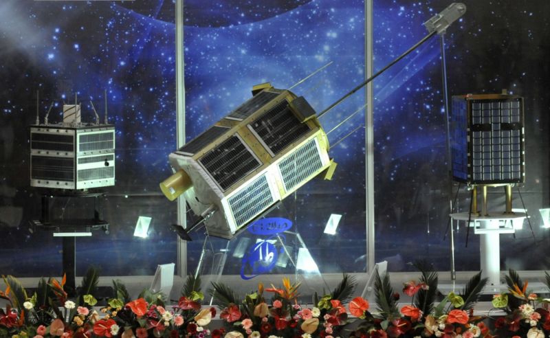 Íránské satelity Navid, Tolo a Mesbah-2. Íránské satelity Navid, Tolo a Mesbah-2.
