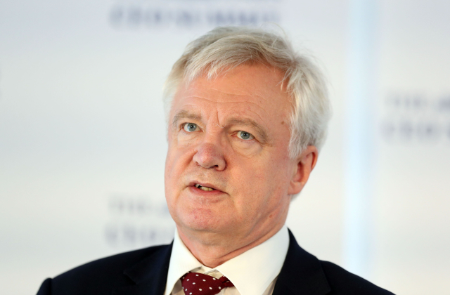 Ministr britské vlády pro brexit David Davis.