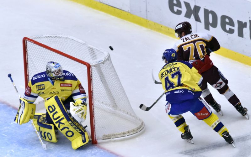 Nováček z Jihlavy přivítal v dalším kole extraligy na vlastním ledě Zlín.