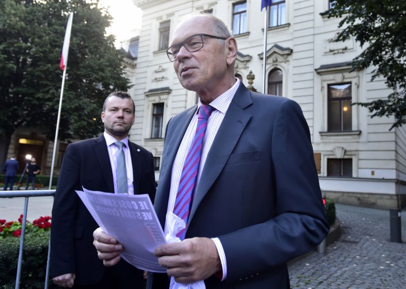 Ministr financí Ivan Pilný.
