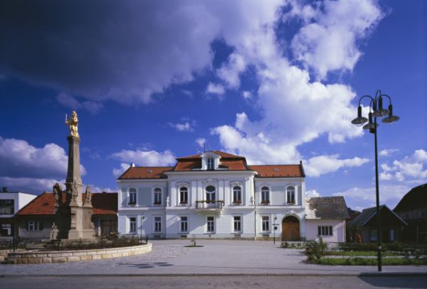 Radnice Valašské Klobouky.