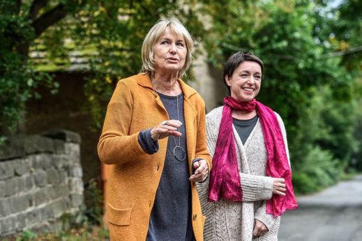 Herečky Eliška Balzerová (vlevo) a Tatiana Vilhelmová.