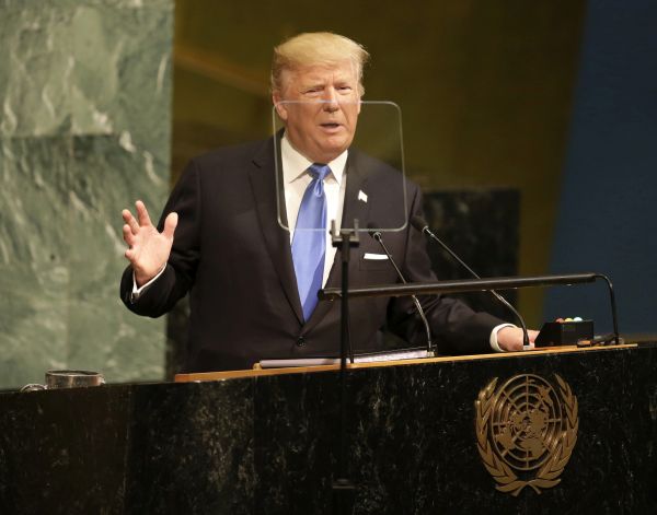 Americký prezident Donald Trump během projevu. Americký prezident Donald Trump během projevu.