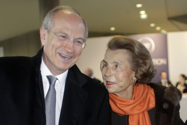 Ve věku 94 let dědička společnosti L´Oréal L. Bettencourtová. Ve věku 94 let dědička společnosti L´Oréal L. Bettencourtová.