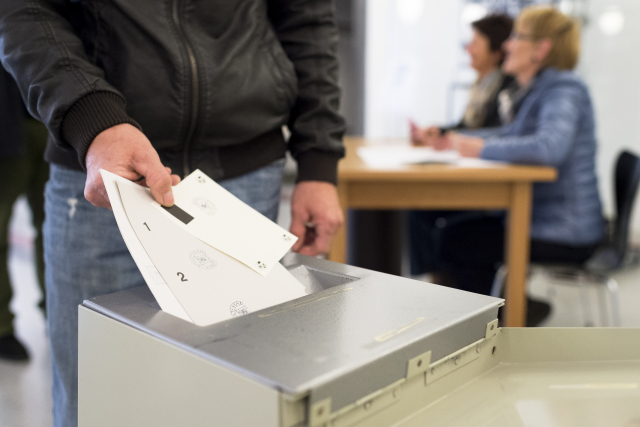 Švýcarské referendum.