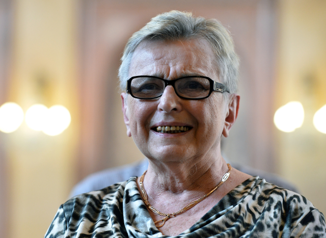Věra Ptáčková.
