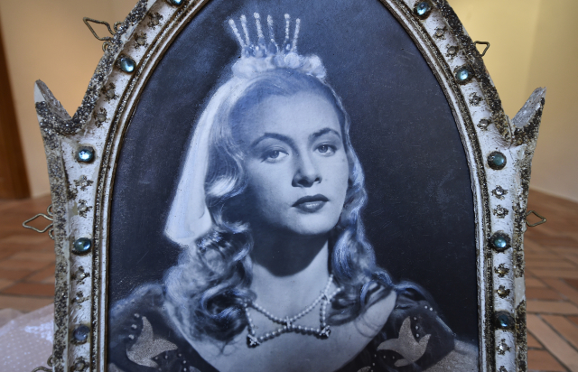 Rekvizita z filmu Pyšná princezna.