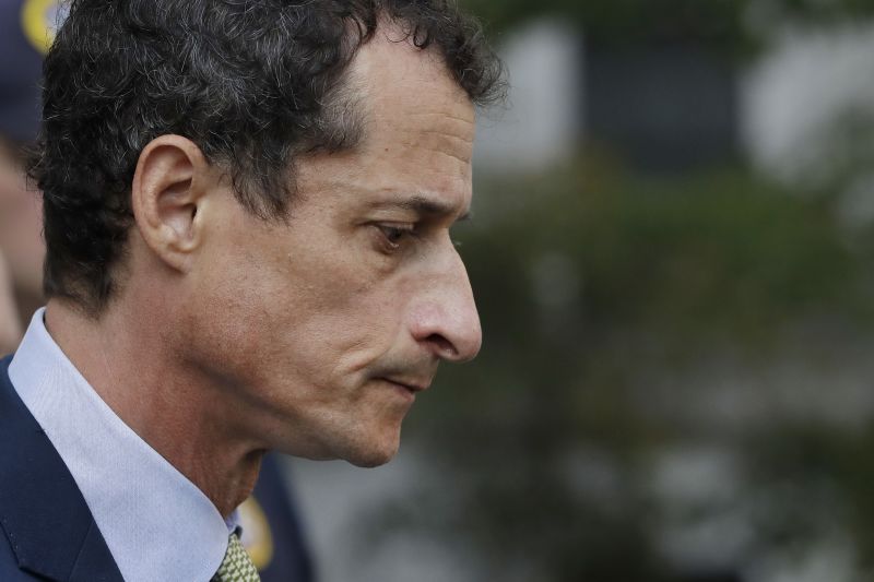 Bývalý americký kongresman Anthony Weiner.