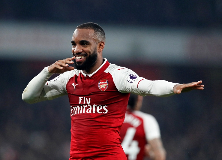 Alexander Lacazette slaví branku. Alexander Lacazette slaví branku.