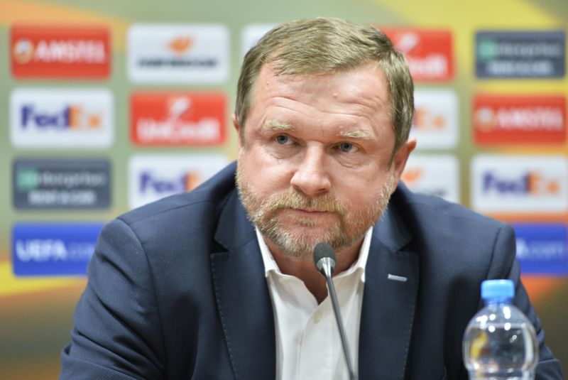 Pavel Vrba na tiskové konferenci před Evropskou ligou. Pavel Vrba na tiskové konferenci před Evropskou ligou.