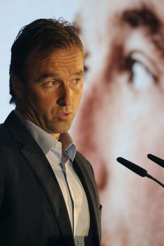 Bývalý hokejový brankář Milan Hnilička.
