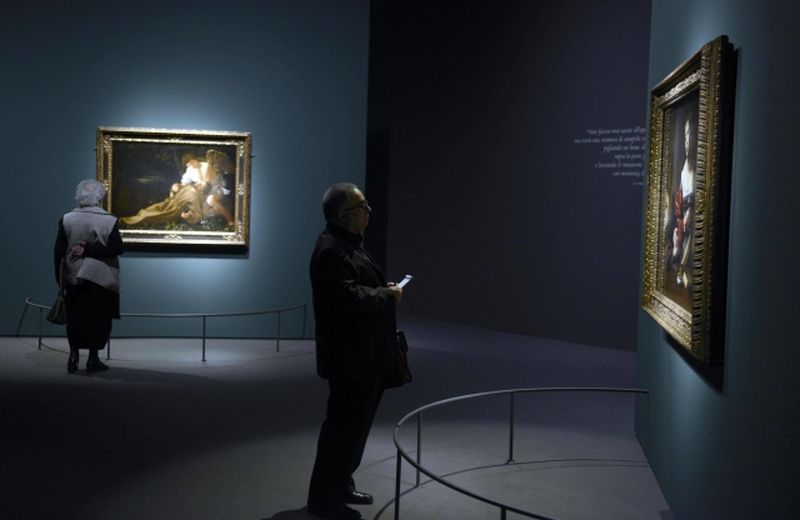 Výstava děl italského malíře Caravaggia v Miláně.