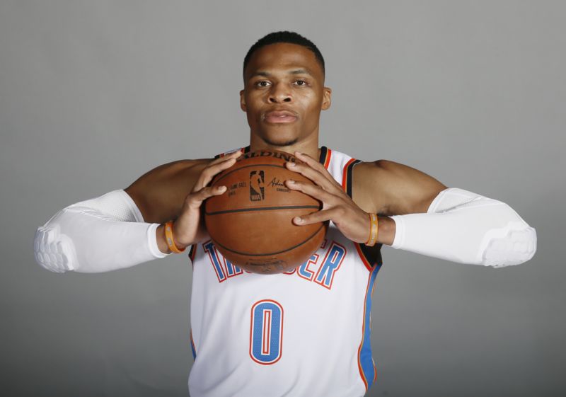 Rozehrávač Oklahomy Russell Westbrook. Rozehrávač Oklahomy Russell Westbrook.