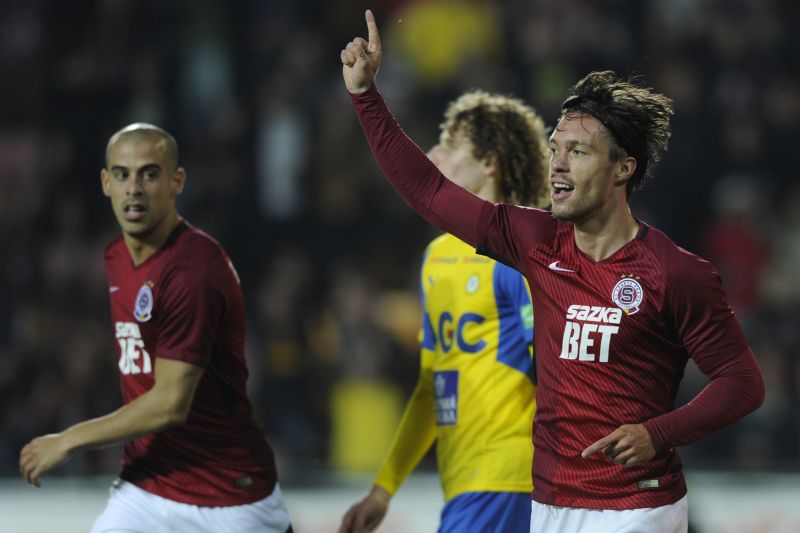 Václav Kadlec (vpravo) si díky zranění Milana Škody vysloužil reprezentační nominaci. Václav Kadlec (vpravo) si díky zranění Milana Škody vysloužil reprezentační nominaci.