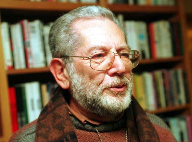 Básník František Listopad. Básník František Listopad.
