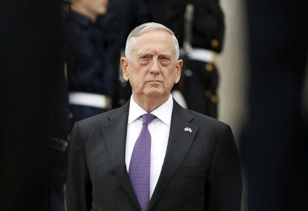 Ministr obrany James Mattis.