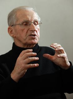 Lubomír Štrougal.