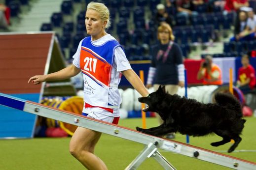Loňský titul bude obhajovat česká reprezentantka Martina Magnoli Klimešová se svou fenkou Kiki.