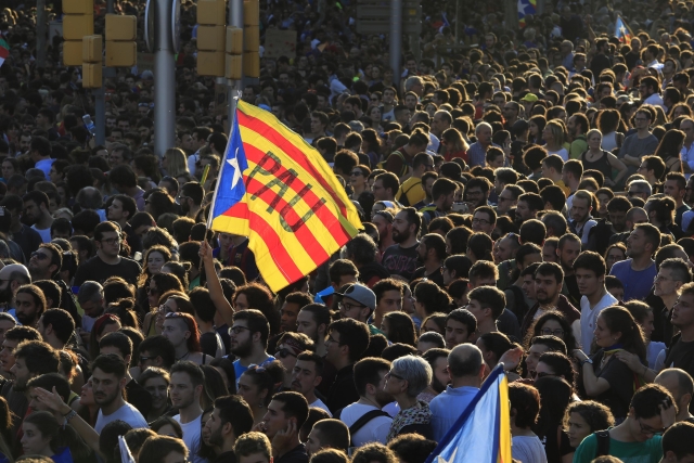 Protesty Katalánců v Barceloně.