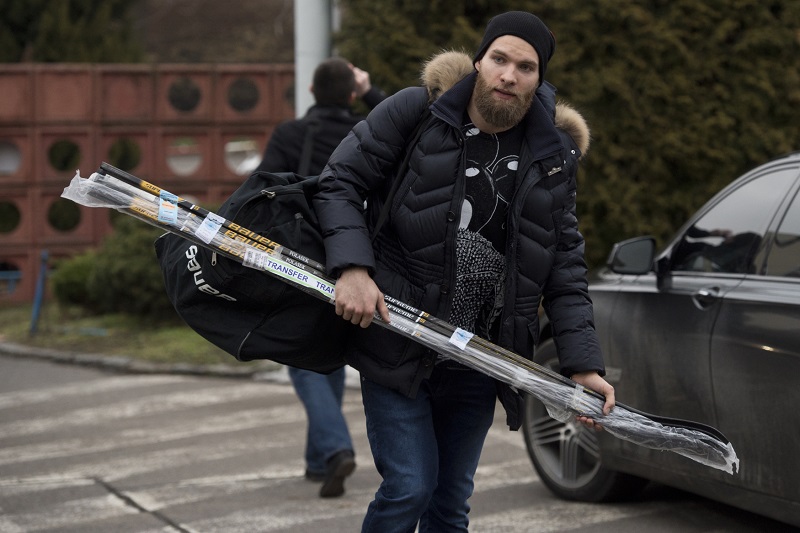 Obránce Adam Polášek nově oblékne dres Soči.