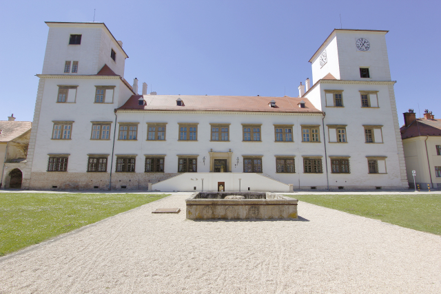 Renesanční zámek Bučovice.