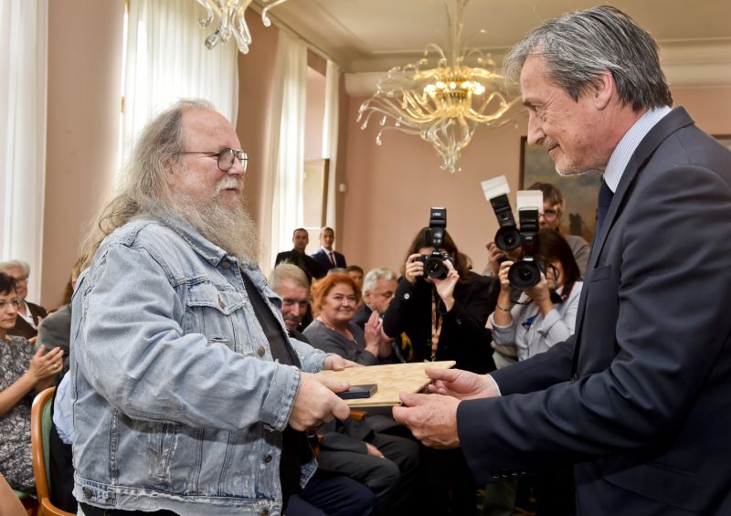 František Stárek a ministr obrany Martin Stropnický (ANO).