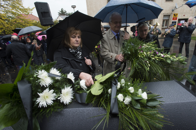 Praktičtí lékaři pořádali ve Žlebech na Kutnohorsku symbolický pohřeb zavřené ordinace. Akce je součástí protestu praktických lékařů.