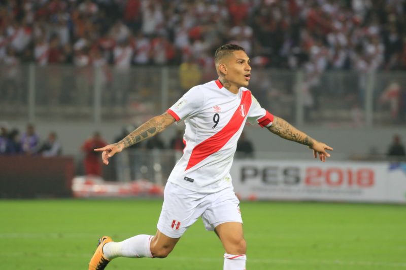 Paolo Guerrero se stal mazaným hrdinou Peru.