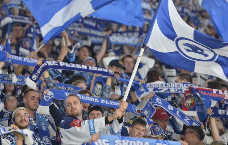 Plzeň opět musí platit za své vulgární fanoušky.