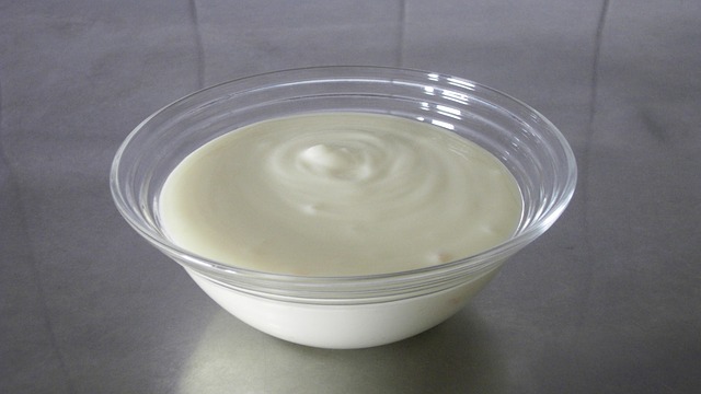 Jogurt (ilustrační foto). Jogurt (ilustrační foto).
