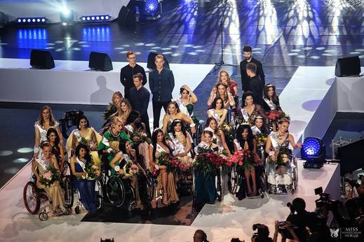 Finalistky prvního ročníku Miss Wheelchair World.