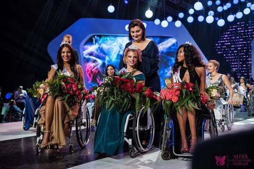 Korunovace Miss Wheelchair World.