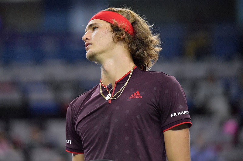 Alexander Zverev v utkání proti del Potrovi na turnaji v Šanghaji. Alexander Zverev v utkání proti del Potrovi na turnaji v Šanghaji.