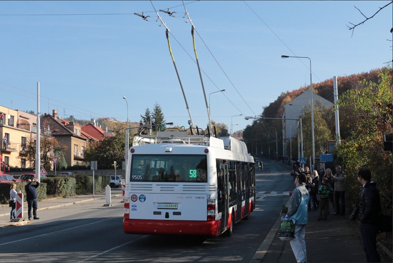 Trolejbus, DPP, Praha. Trolejbus, DPP, Praha.