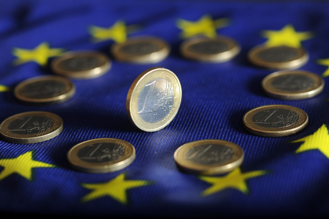 Euro mince.